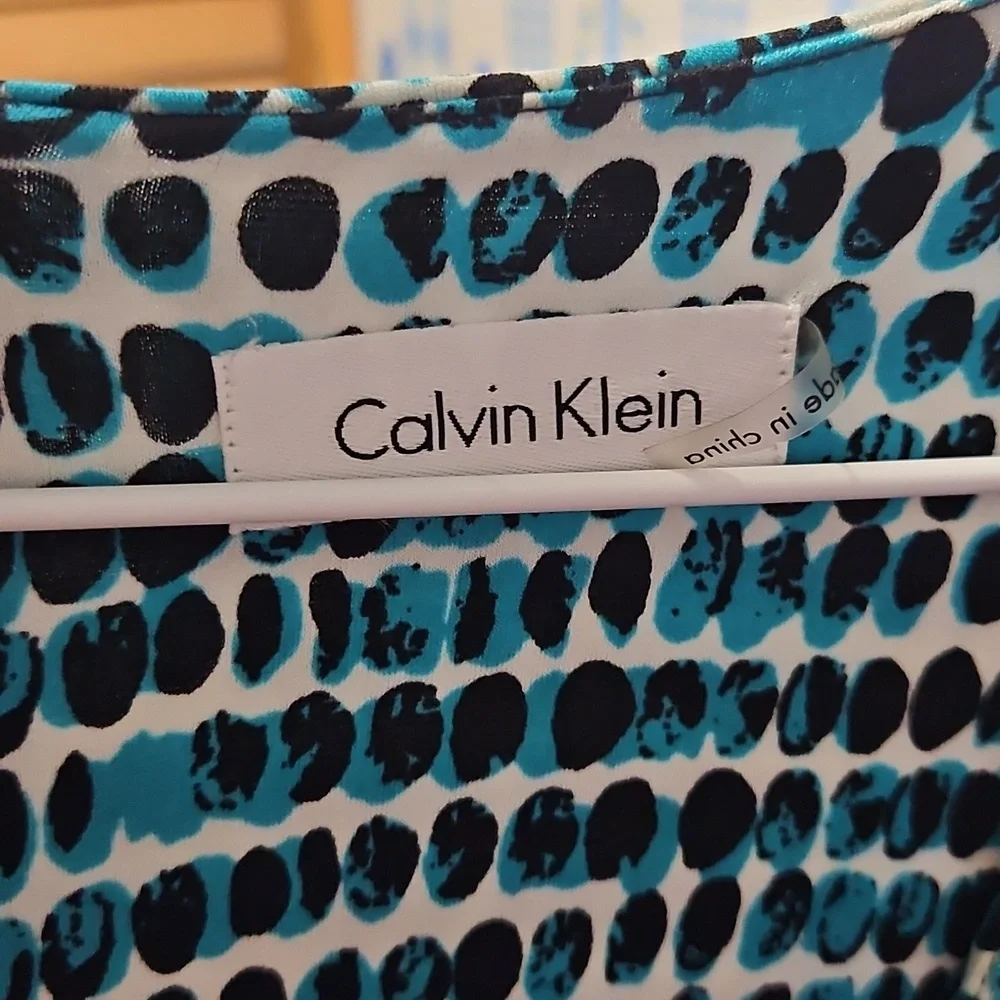 Calvin Klein Blue and Black Ruched Faux Wrap Dress - Size Small - EUC - Picture 3 of 4